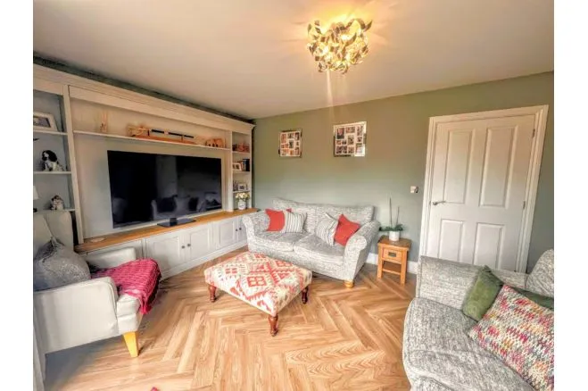 Manor Lane, Tamworth, B79, photo 7