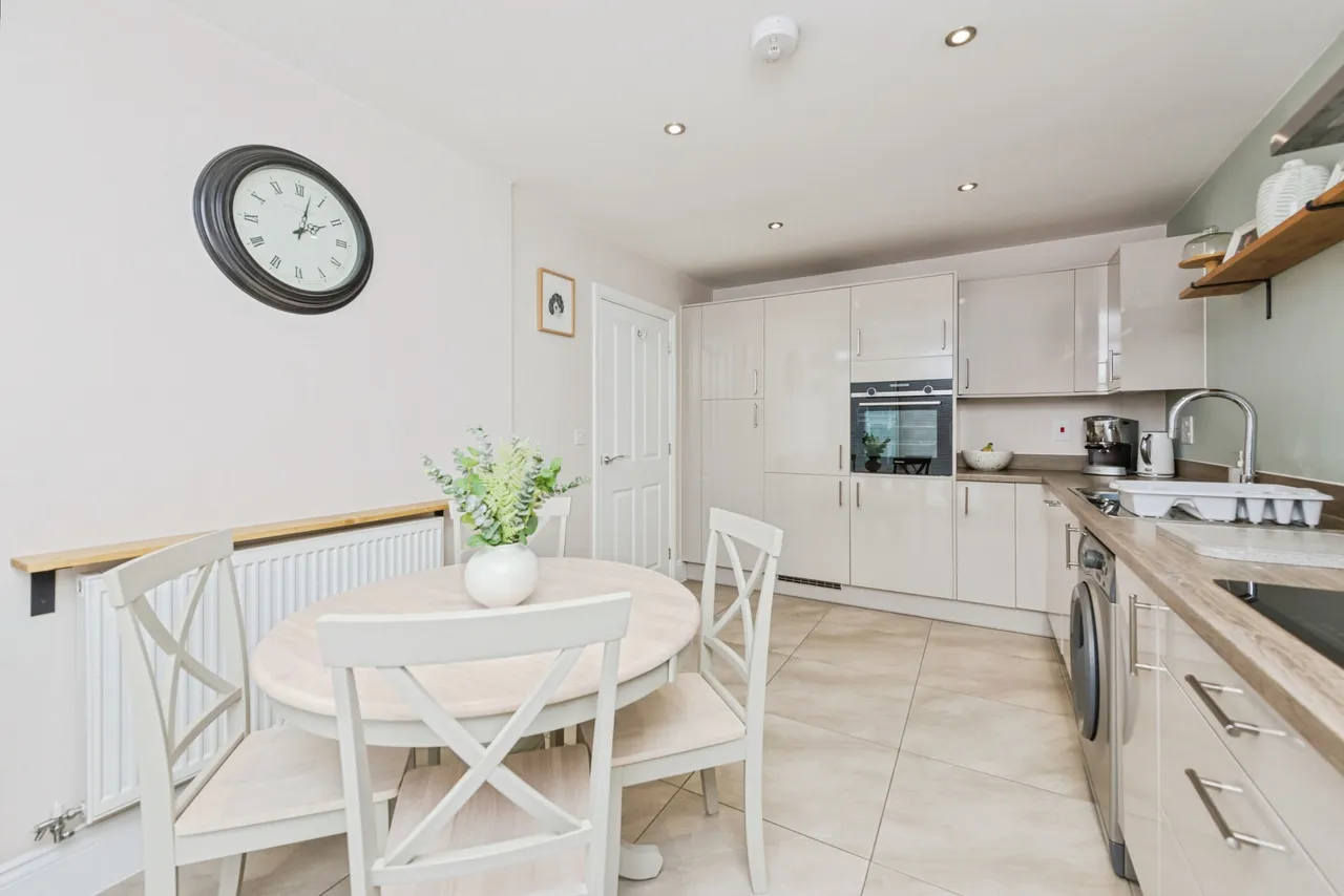 Manor Lane, Tamworth, B79, photo 3