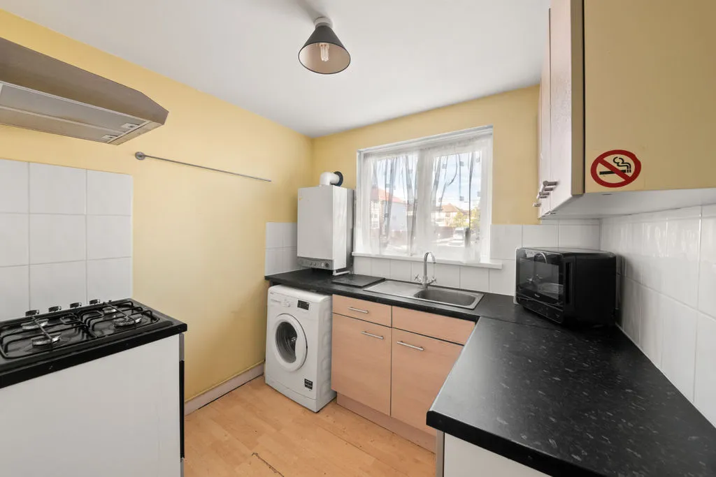Castle Road, Northolt, UB5, photo 10