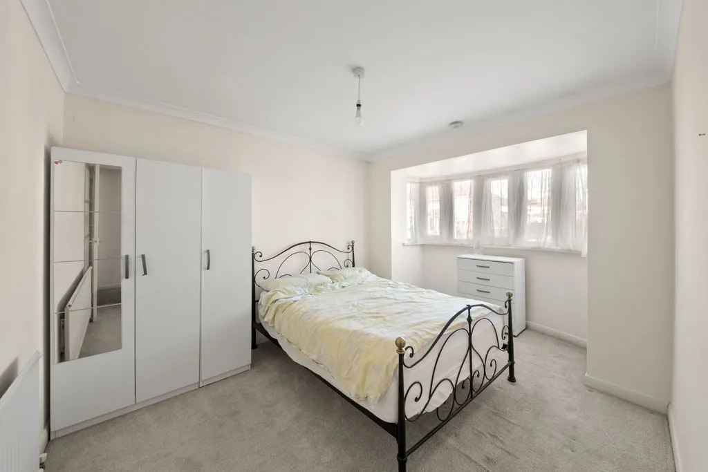 Castle Road, Northolt, UB5, photo 6
