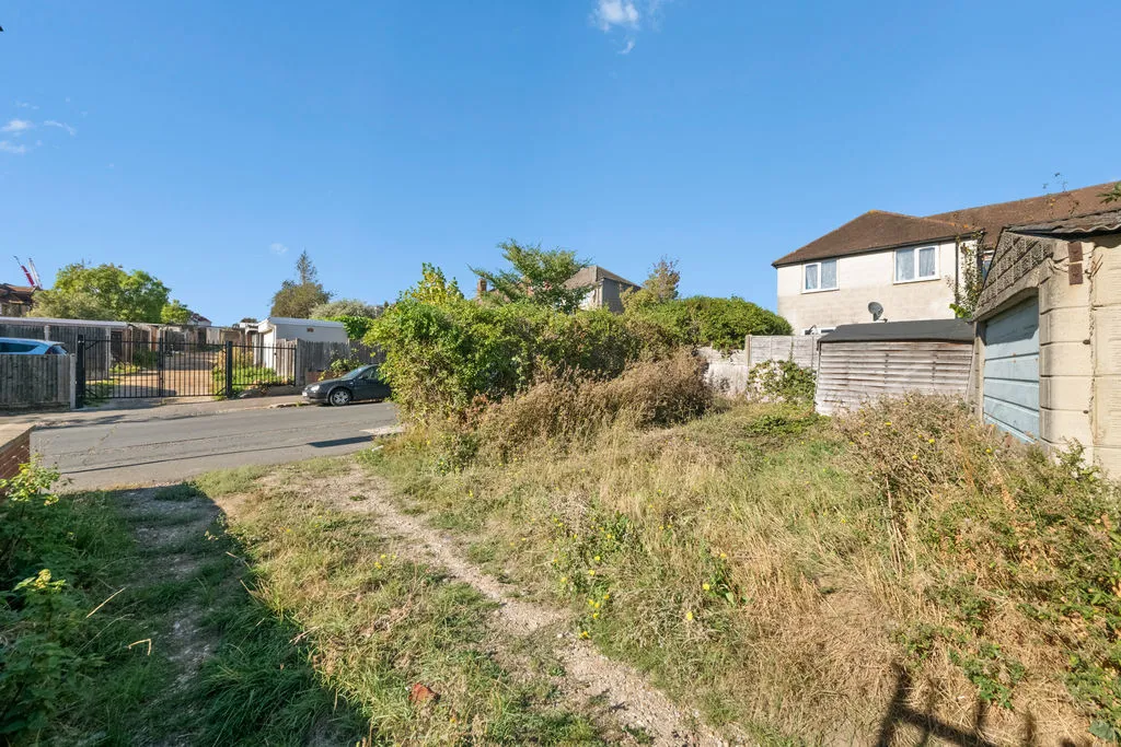 Castle Road, Northolt, UB5, photo 12