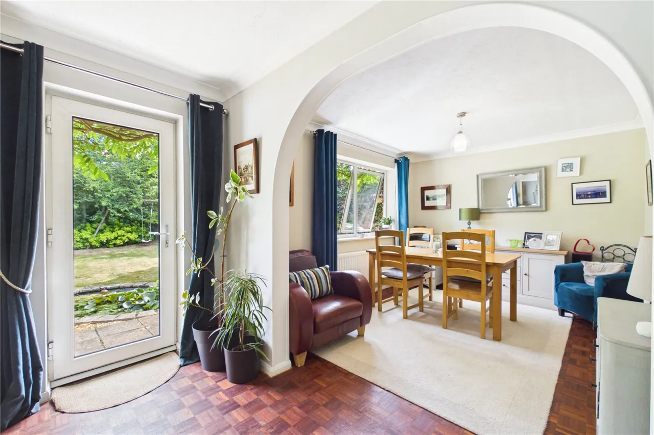 Charlotte Close, Hermitage, RG18, photo 11