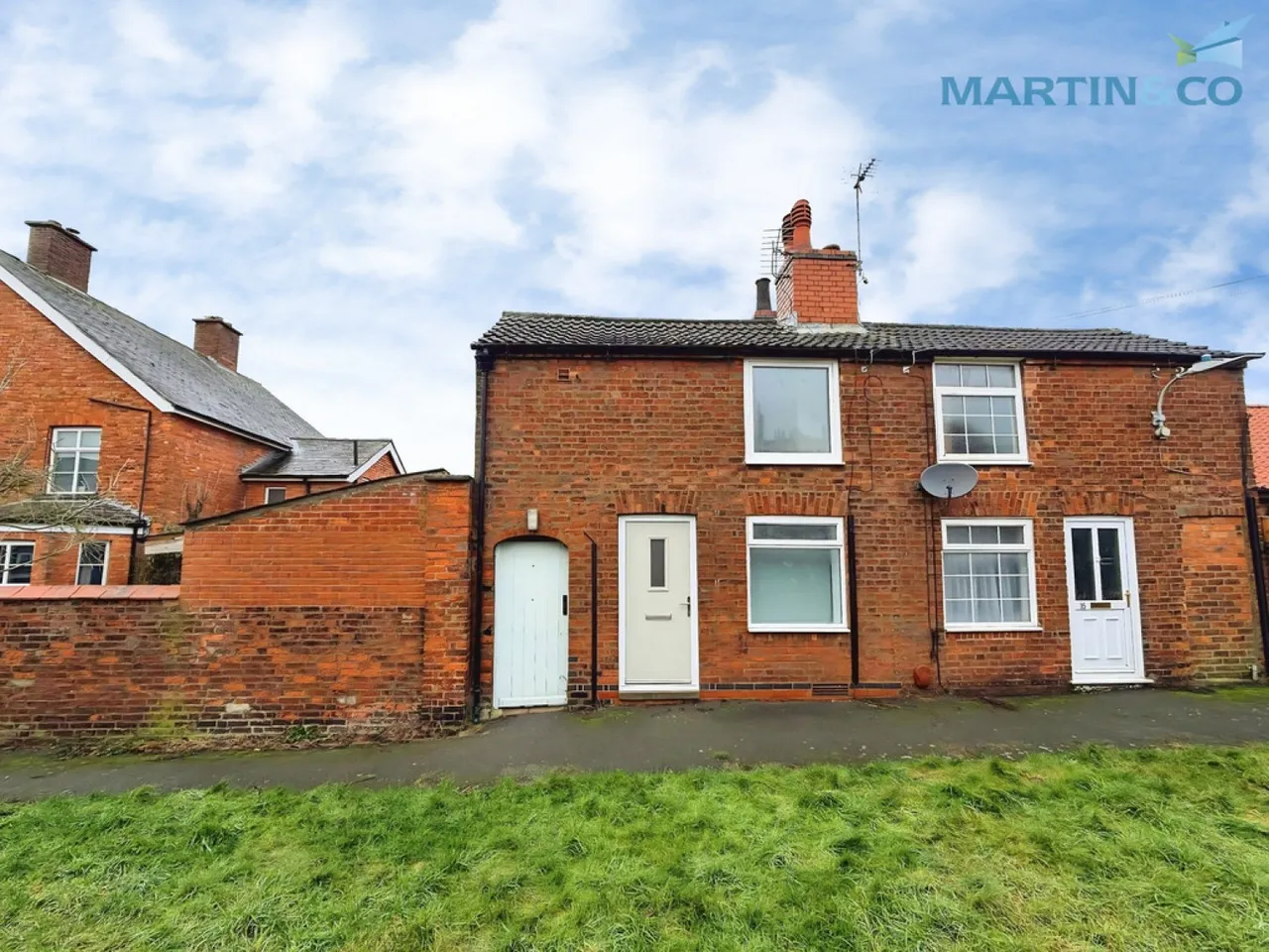 2 bed house to rent — Dear Street, Market Rasen