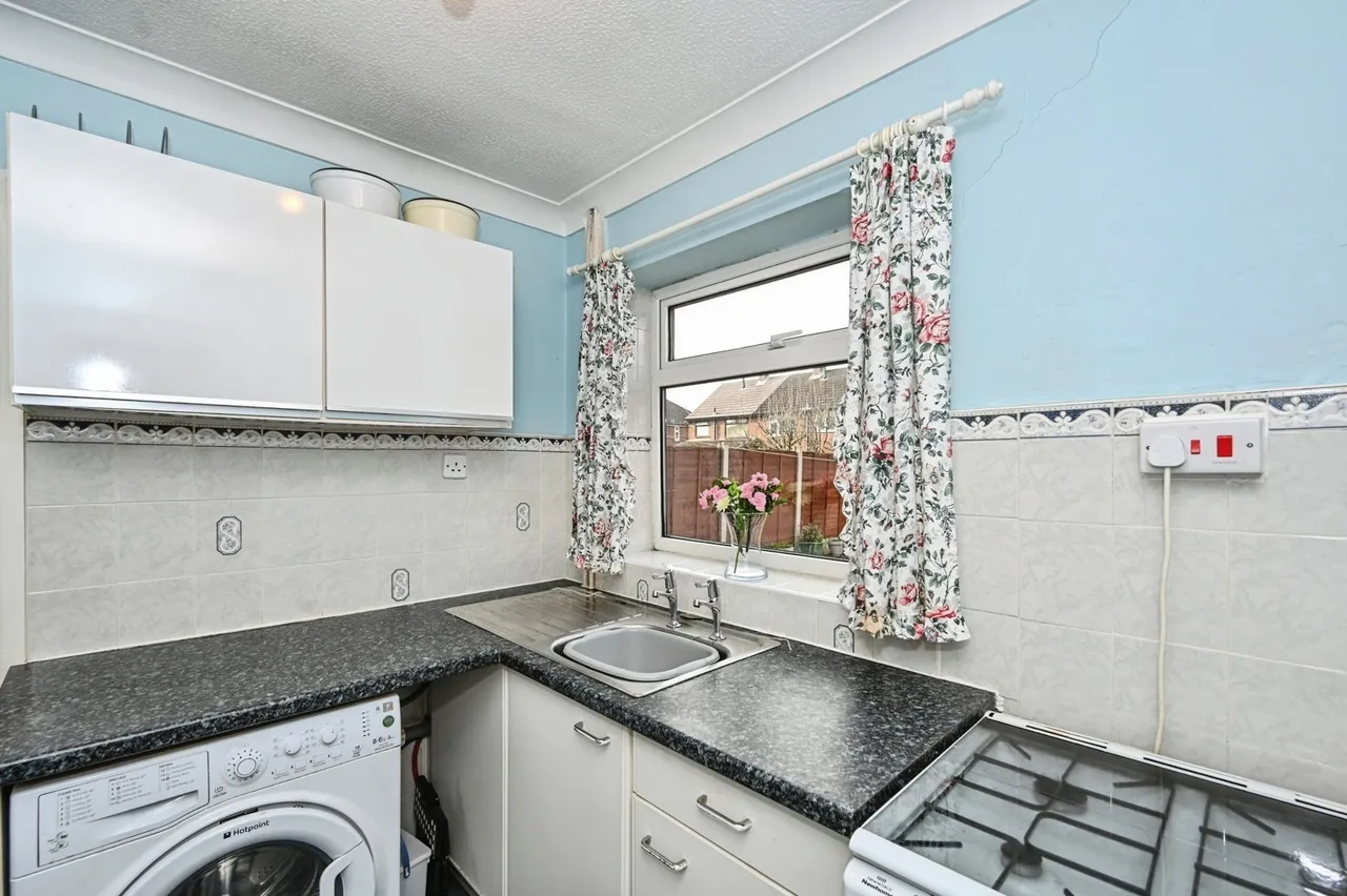 Woodbank Road, Penketh, Warrington, Cheshire, WA5, photo 9