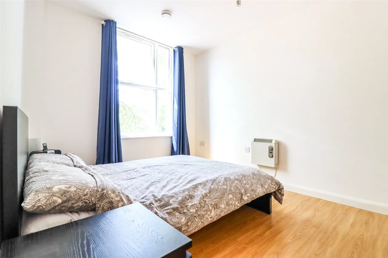 Upper Street, Fleet, Hampshire, GU51 3PE, photo 6