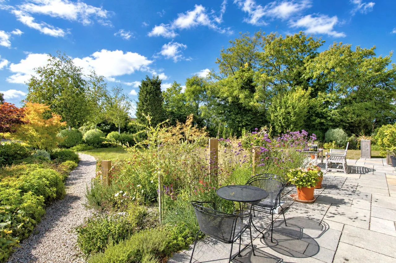 Knole Close, Lower Almondsbury, photo 10