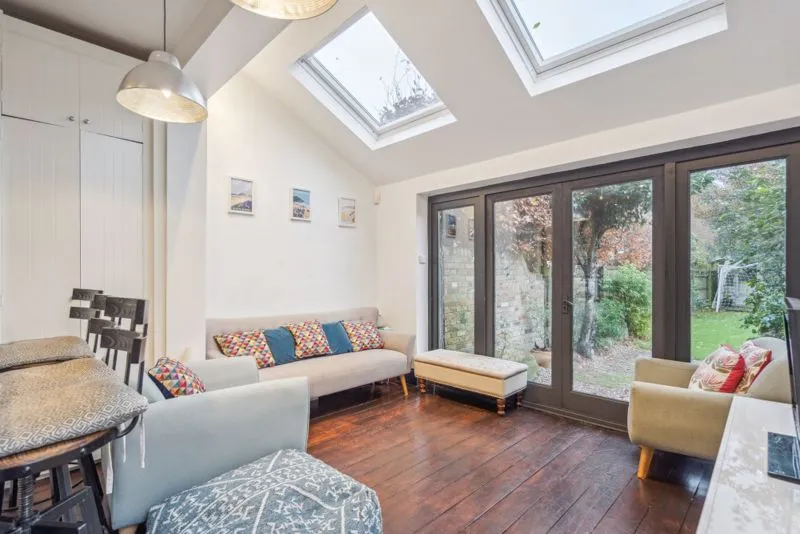 Wharf Lane, Bourne End SL8 5RU, photo 5