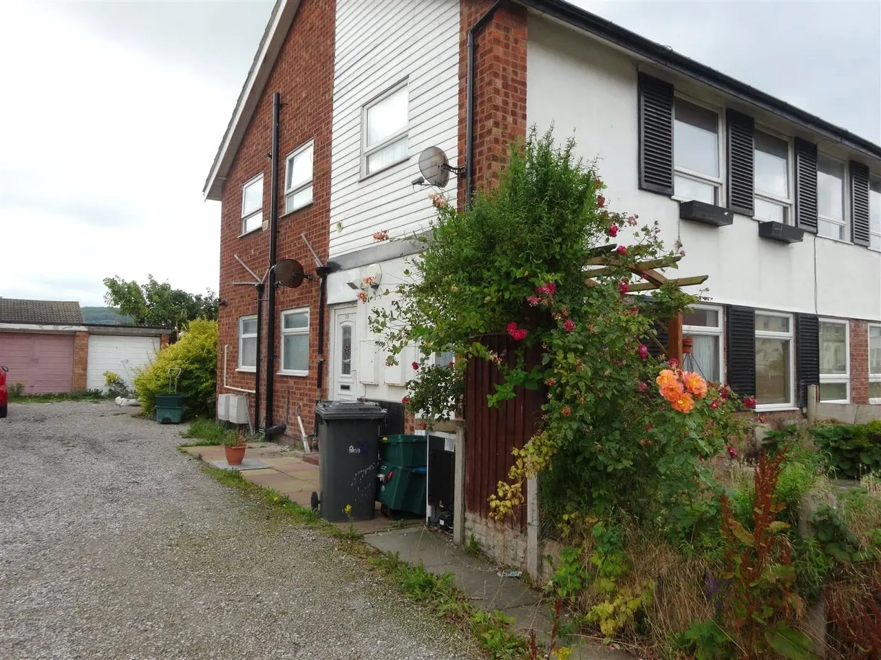 flat for sale — South Parade, Pensarn, Abergele, LL22 7RG