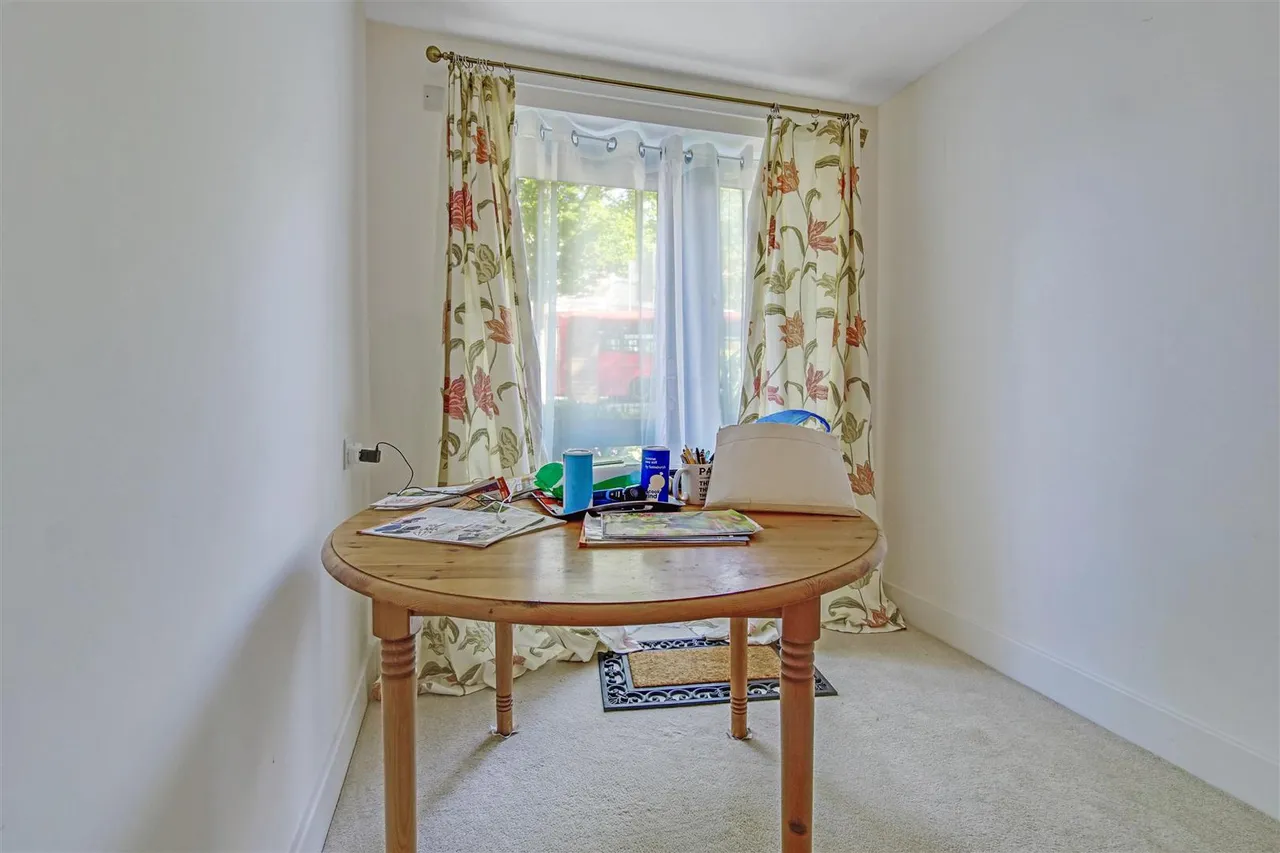 Shotfield, Wallington, SM6, photo 6