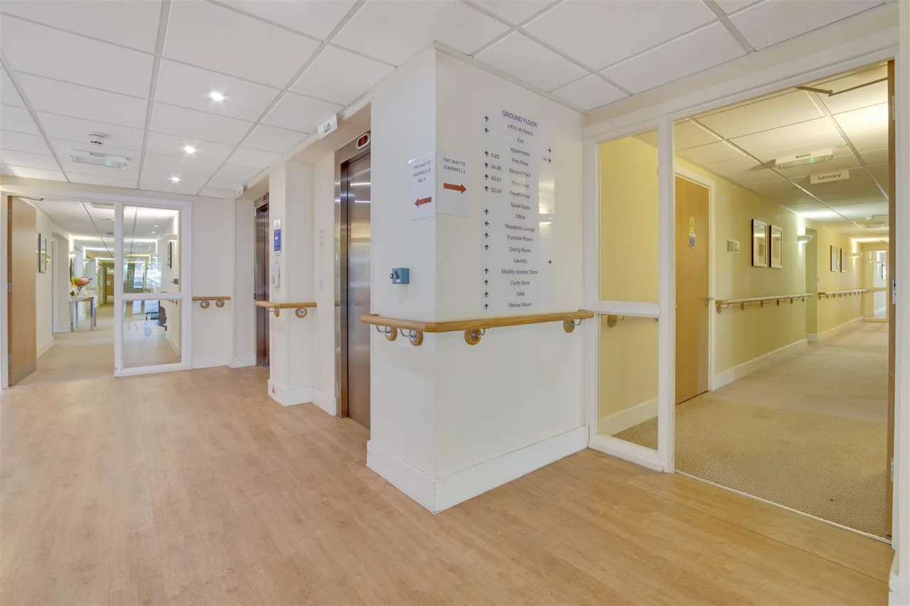Shotfield, Wallington, SM6, photo 15