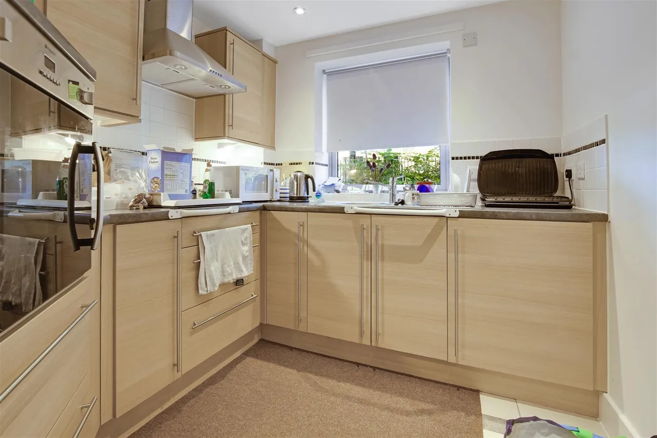 Shotfield, Wallington, SM6, photo 4