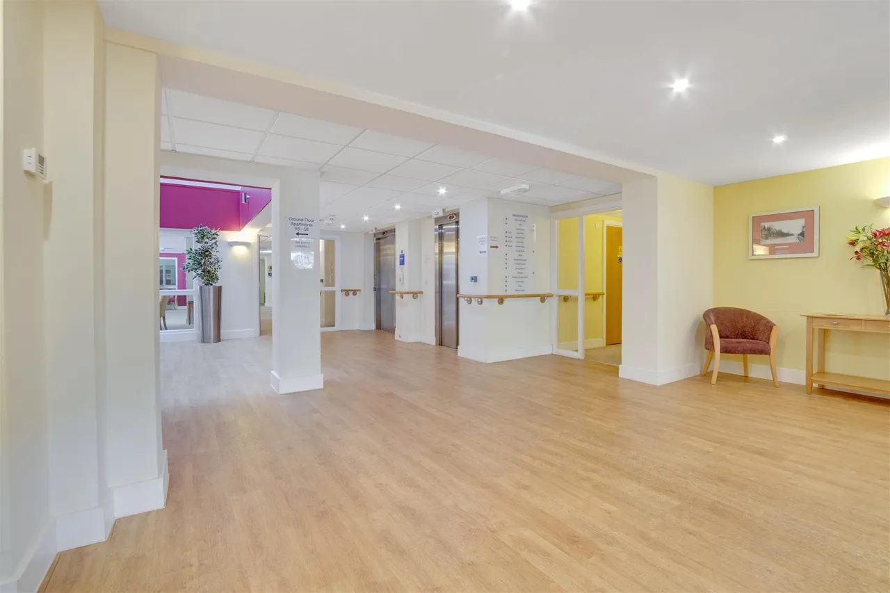 Shotfield, Wallington, SM6, photo 11