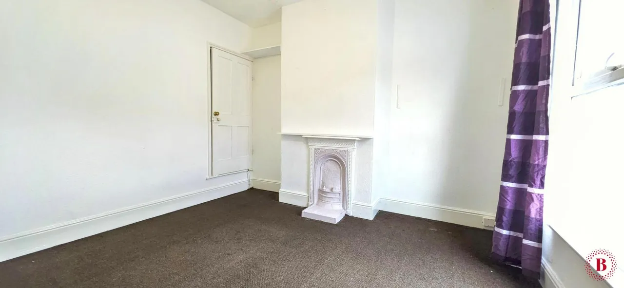 Cross Street, Kettlebrook, B77, photo 4