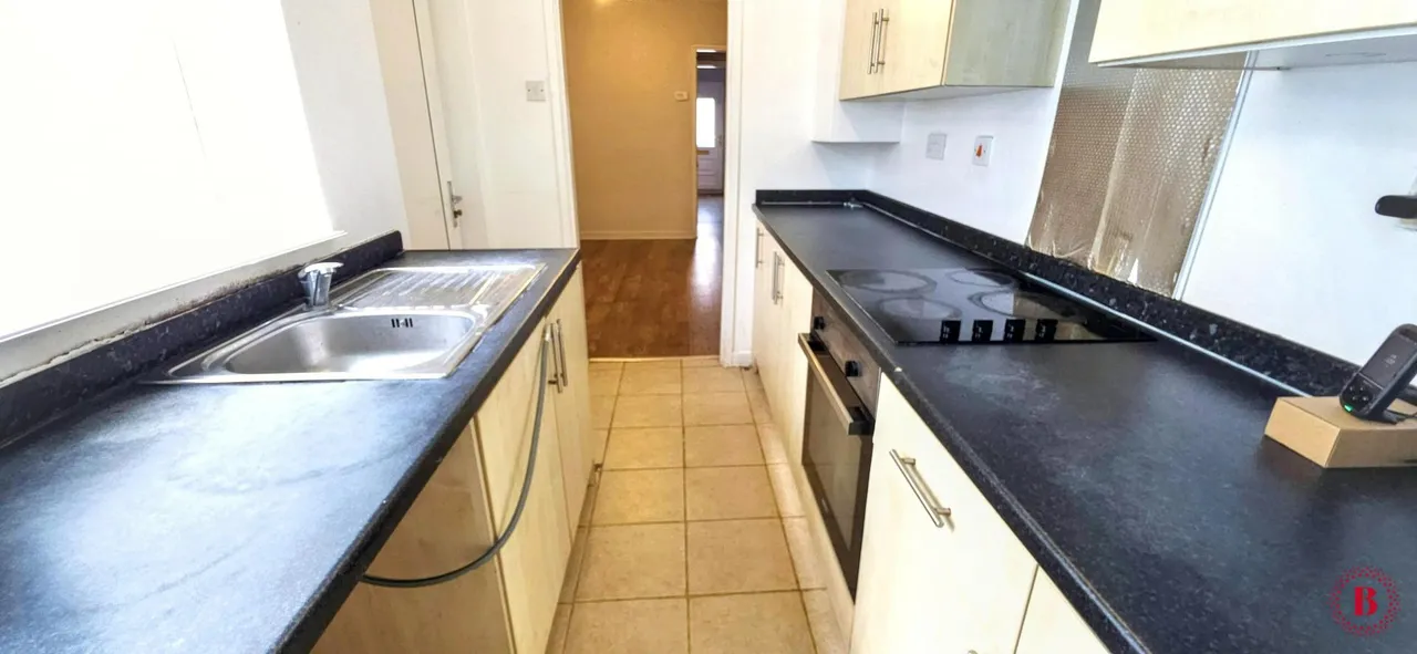 Cross Street, Kettlebrook, B77, photo 3