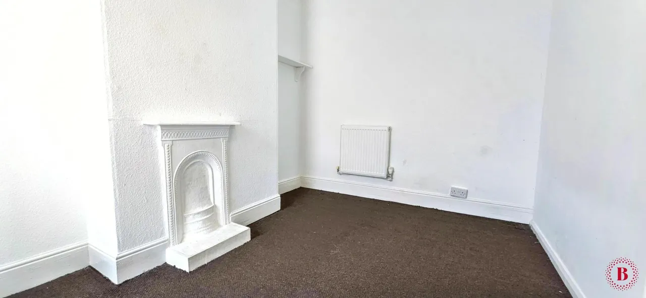 Cross Street, Kettlebrook, B77, photo 8