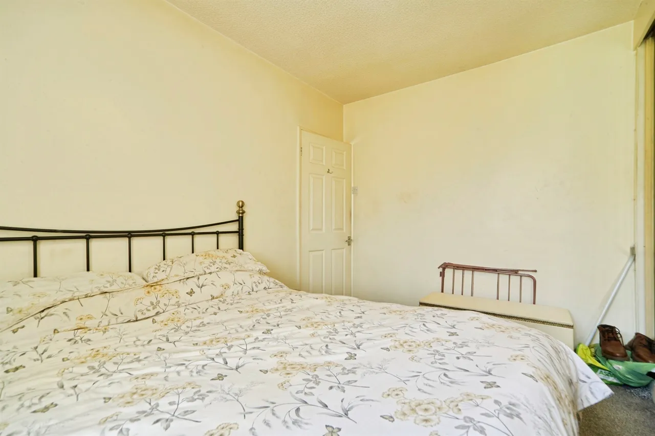 Harewood Road, Oakworth, Keighley, photo 6