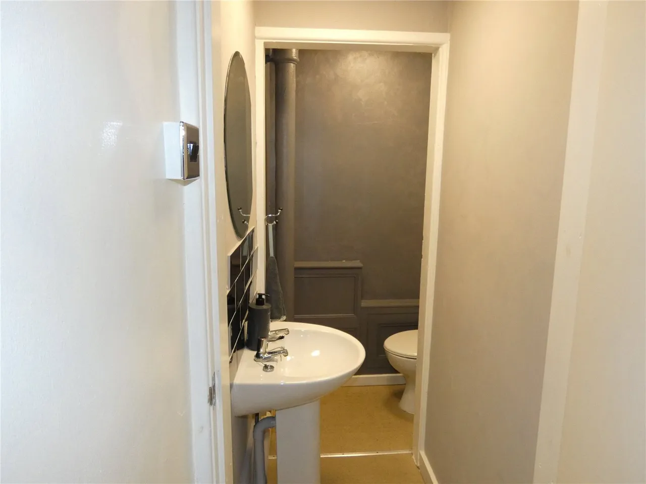 Bridge Street, Caernarfon, LL55, photo 26