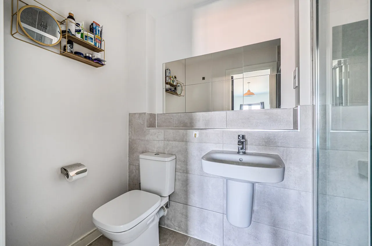 Chapman Drive, Binfield, Bracknell, Berkshire, RG42 4GD, photo 12