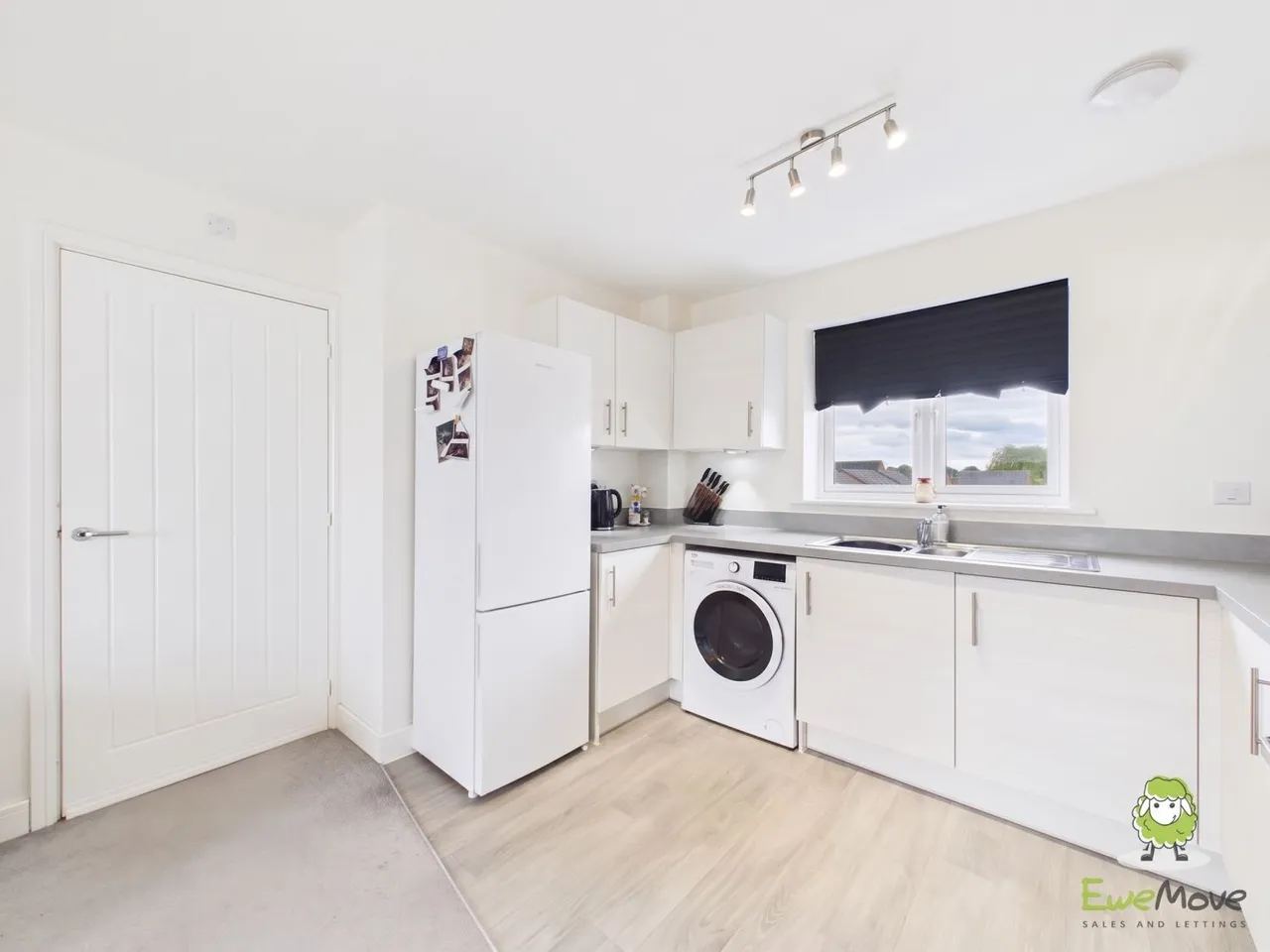 Samuel Armstrong Way, Crewe, CW1, photo 6