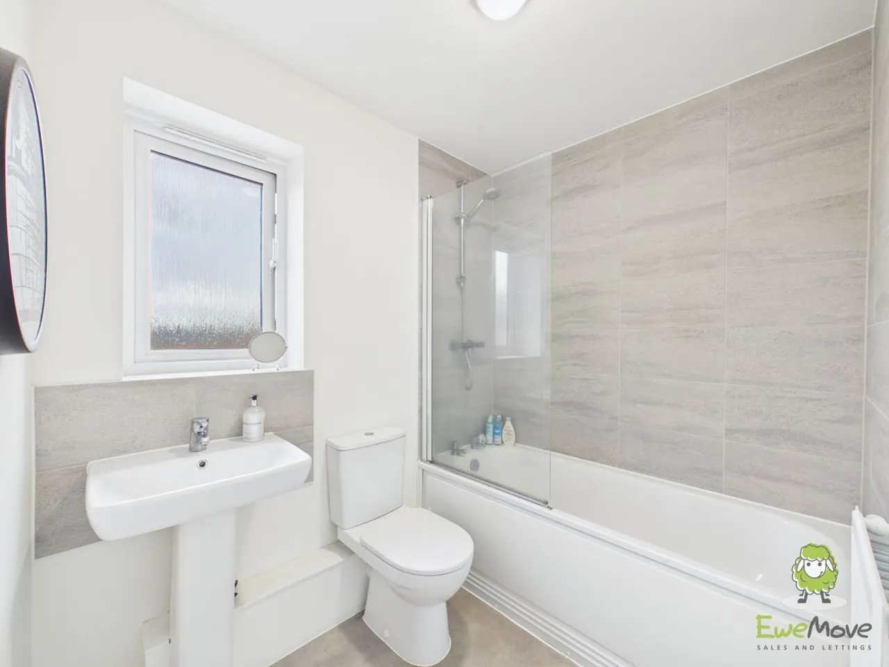 Samuel Armstrong Way, Crewe, CW1, photo 9
