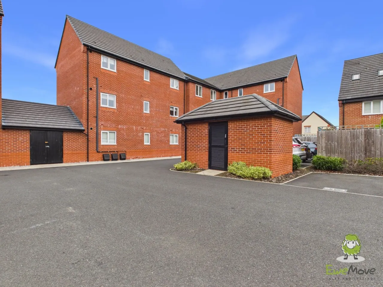 Samuel Armstrong Way, Crewe, CW1, photo 14