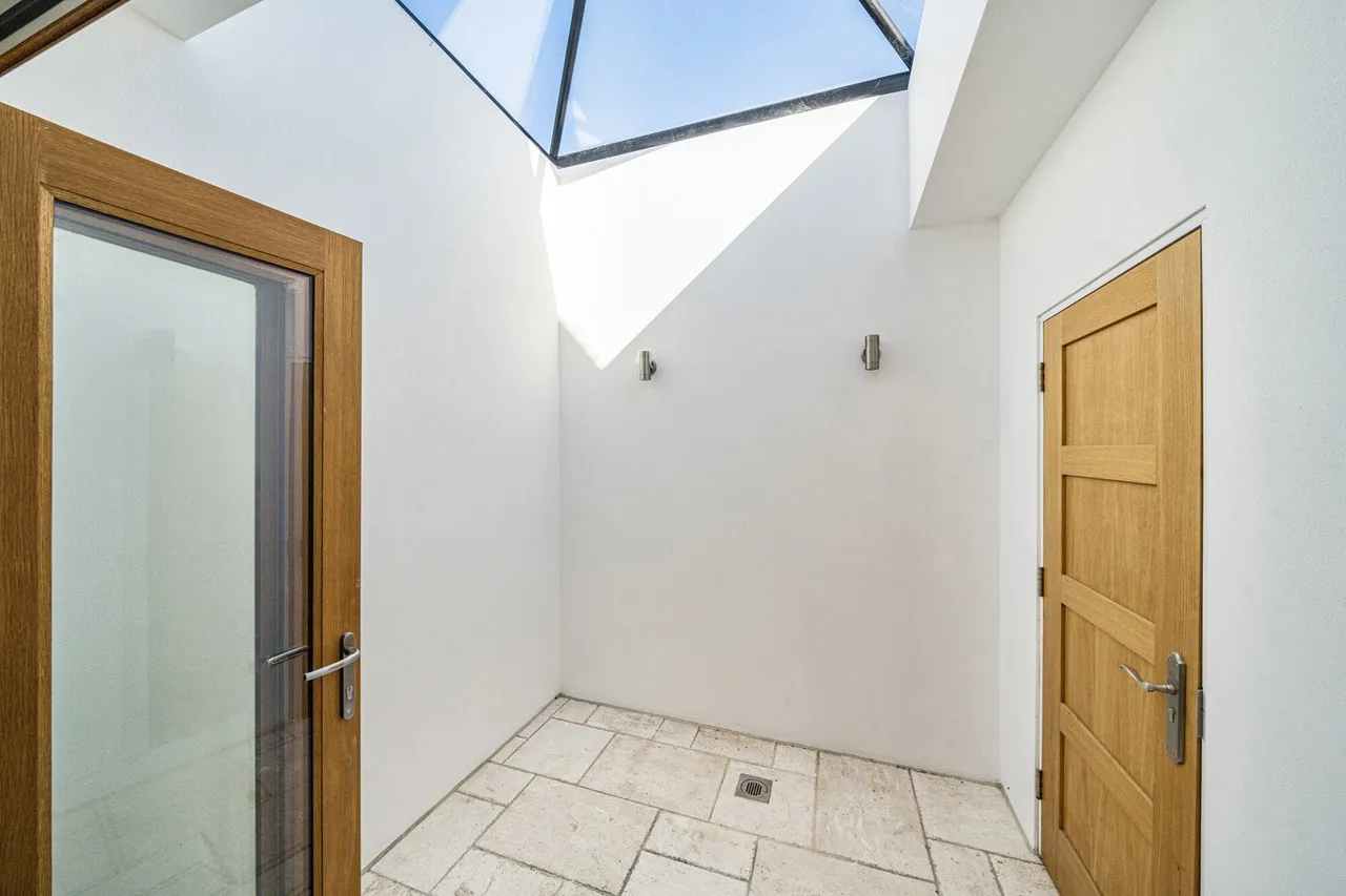 Court Road, Kent, BR6, photo 6