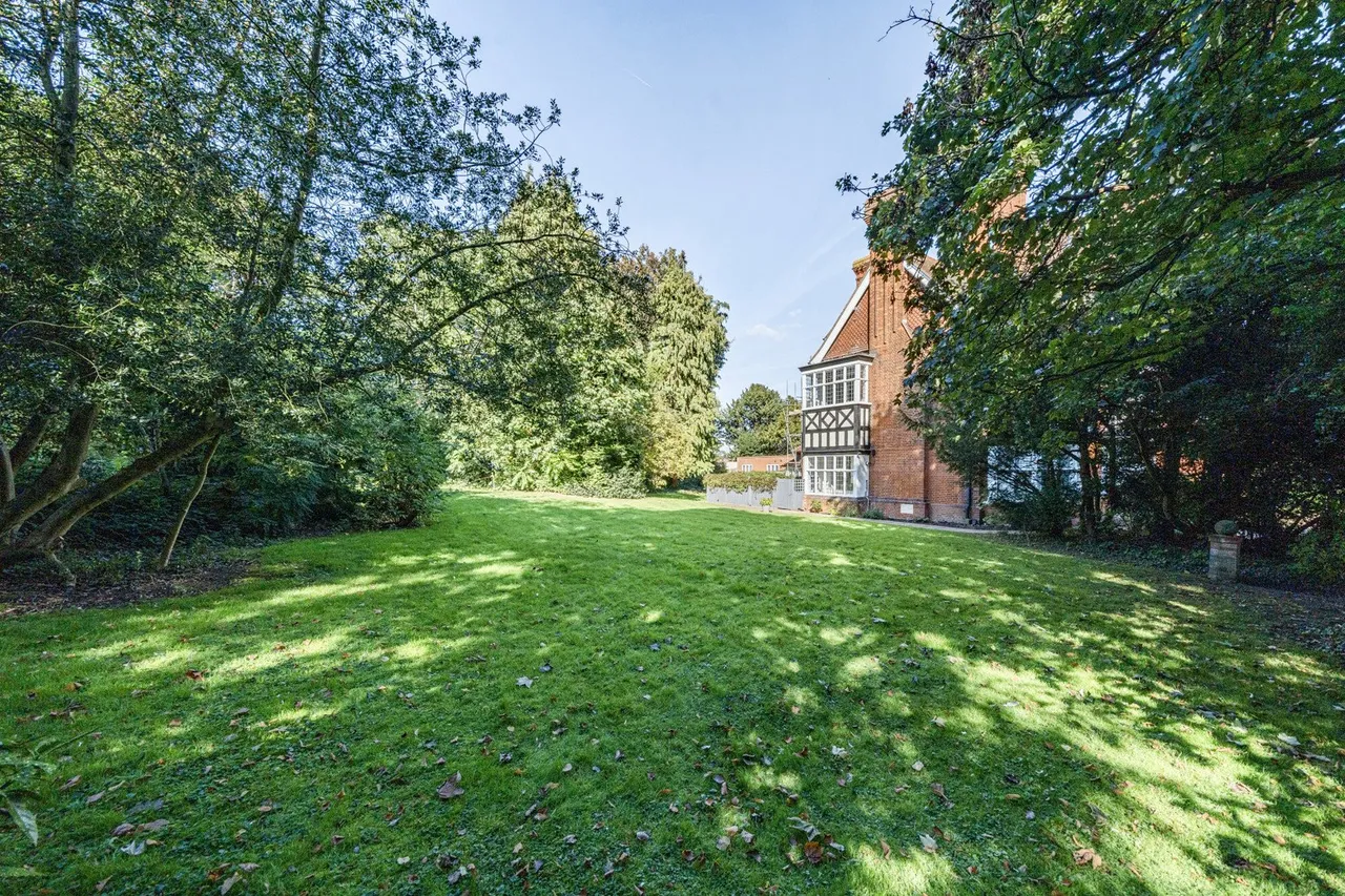 Court Road, Kent, BR6, photo 22