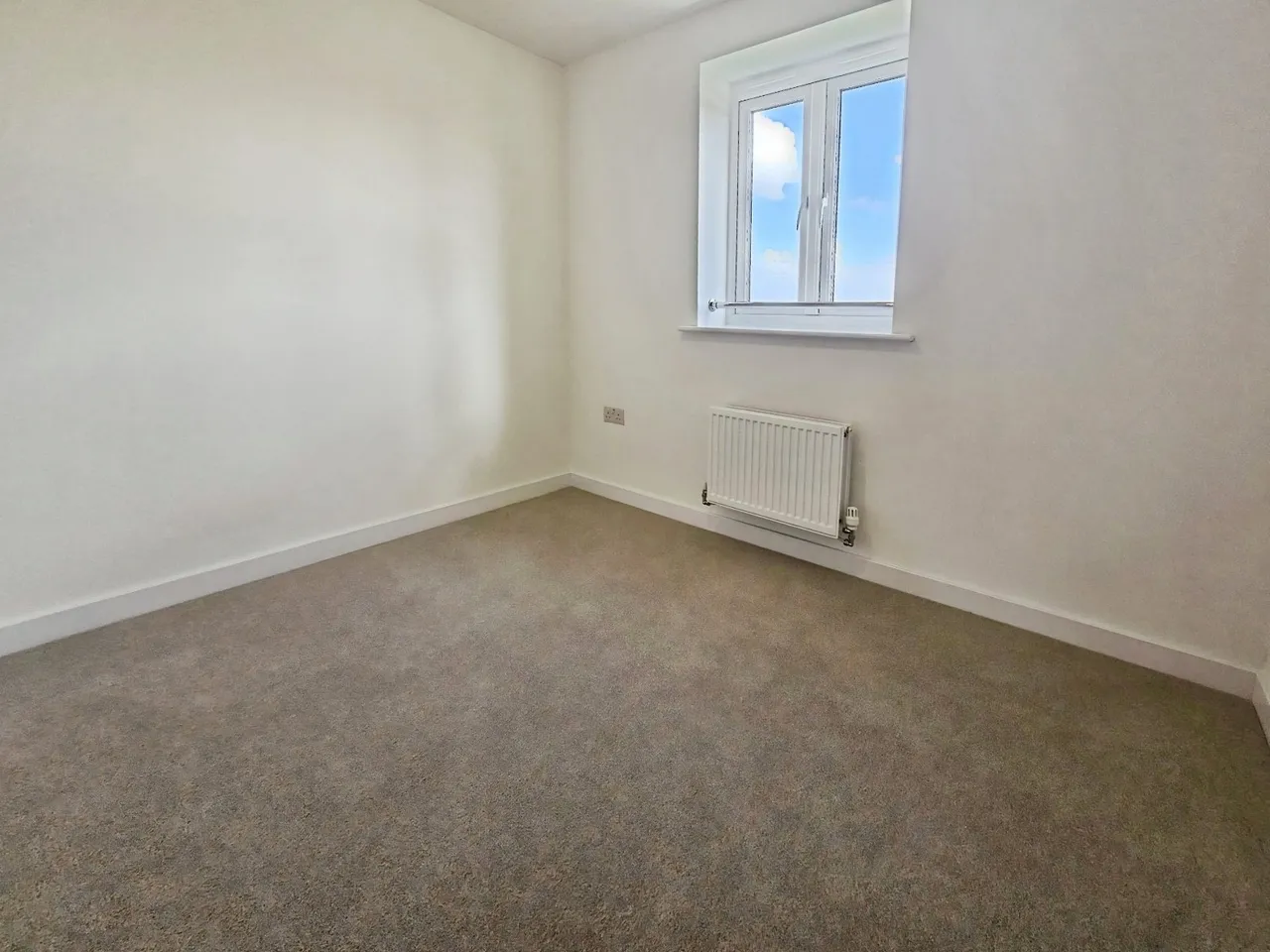 Oak Road, Deeside, CH5, photo 13