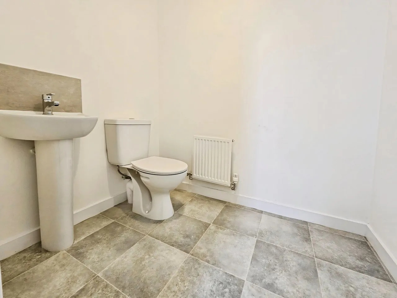 Oak Road, Deeside, CH5, photo 8