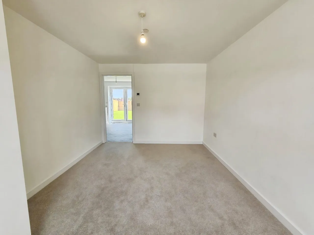Oak Road, Deeside, CH5, photo 3