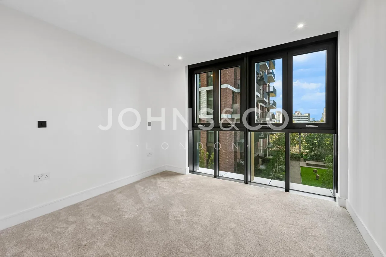 Redwood Tower, Twelve Trees Park, E15, photo 7