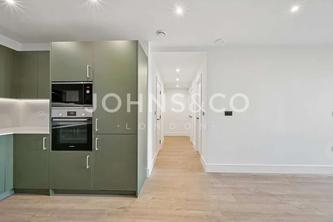 Redwood Tower, Twelve Trees Park, E15, photo 5