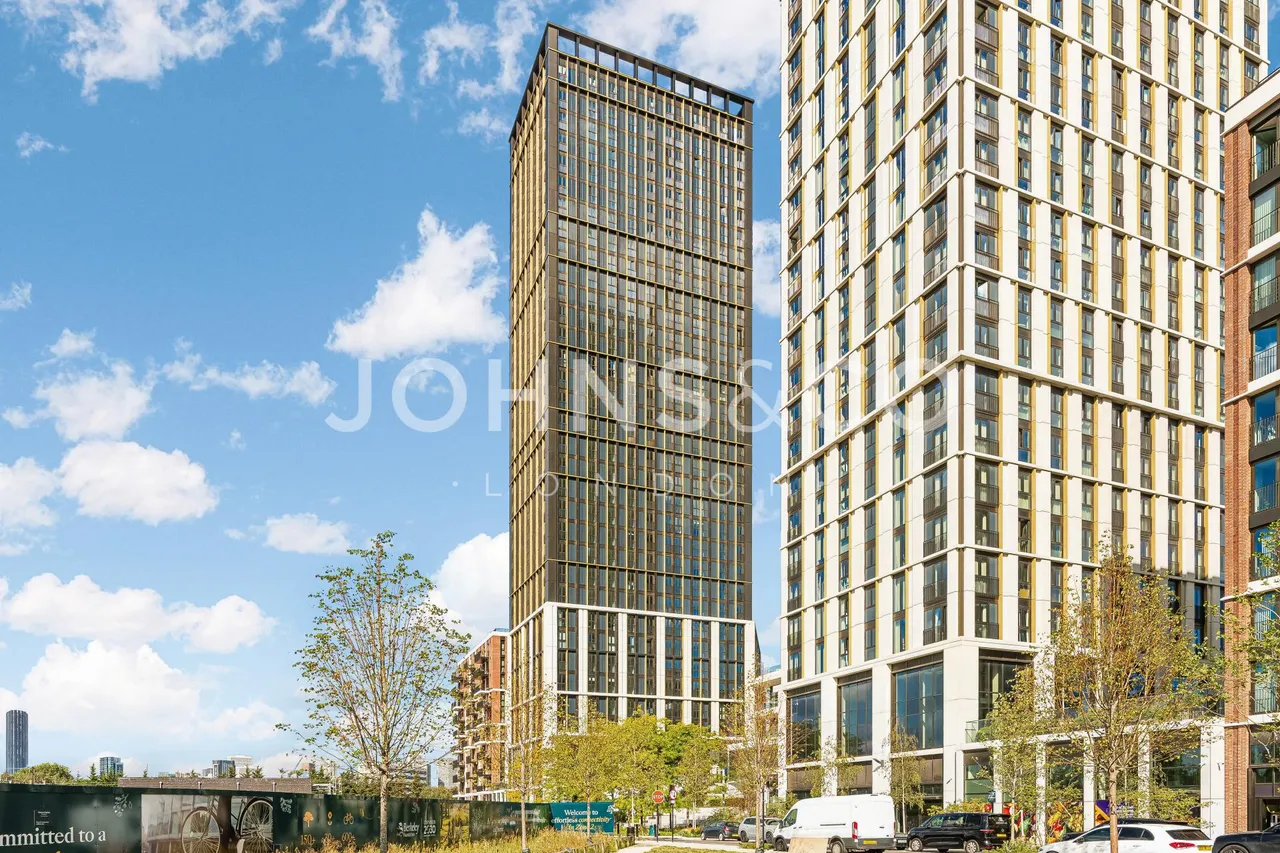 Redwood Tower, Twelve Trees Park, E15, photo 4