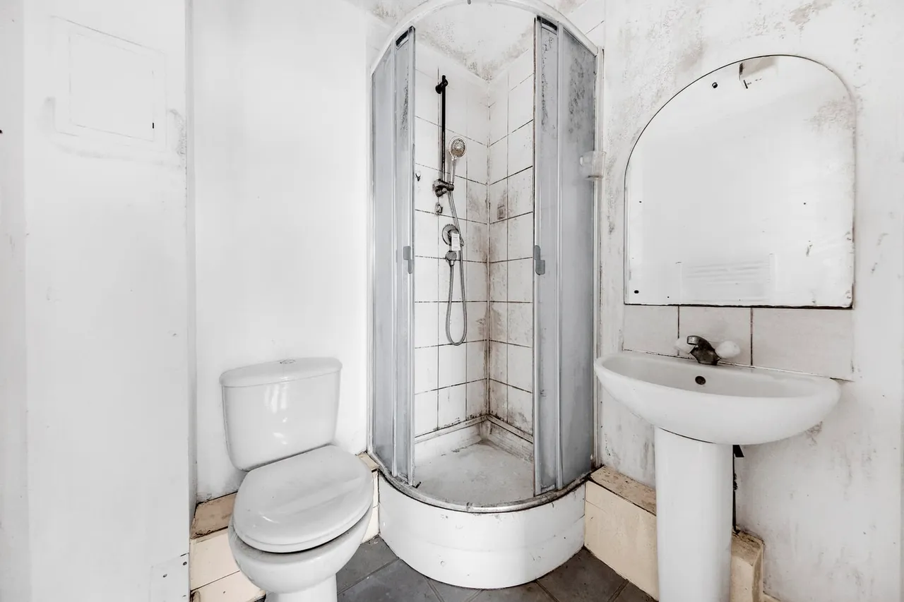 Flat 47 Spectrum Tower, 2-20 Hainault Street, London, IG1 4GZ, photo 11