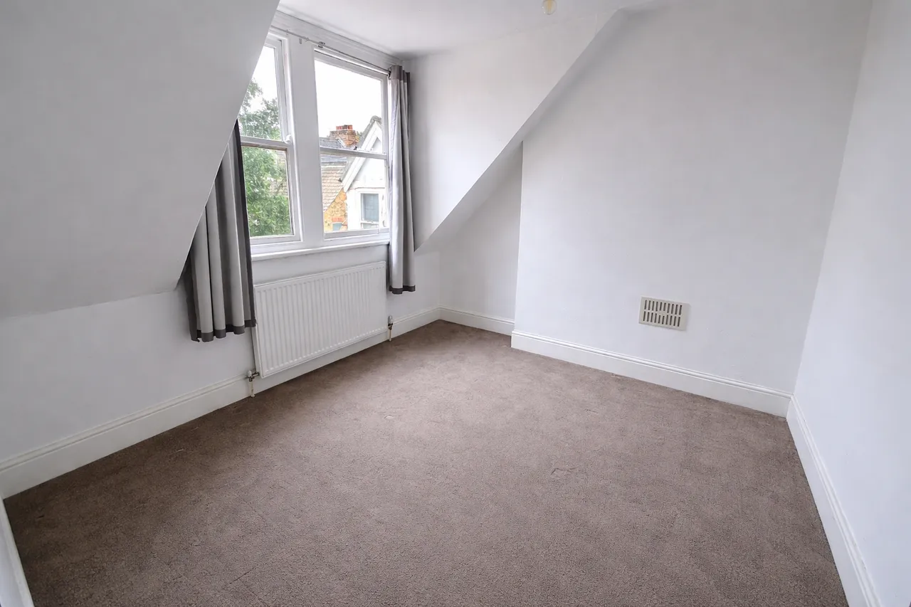 Radnor Park Crescent, Folkestone, CT19, photo 6
