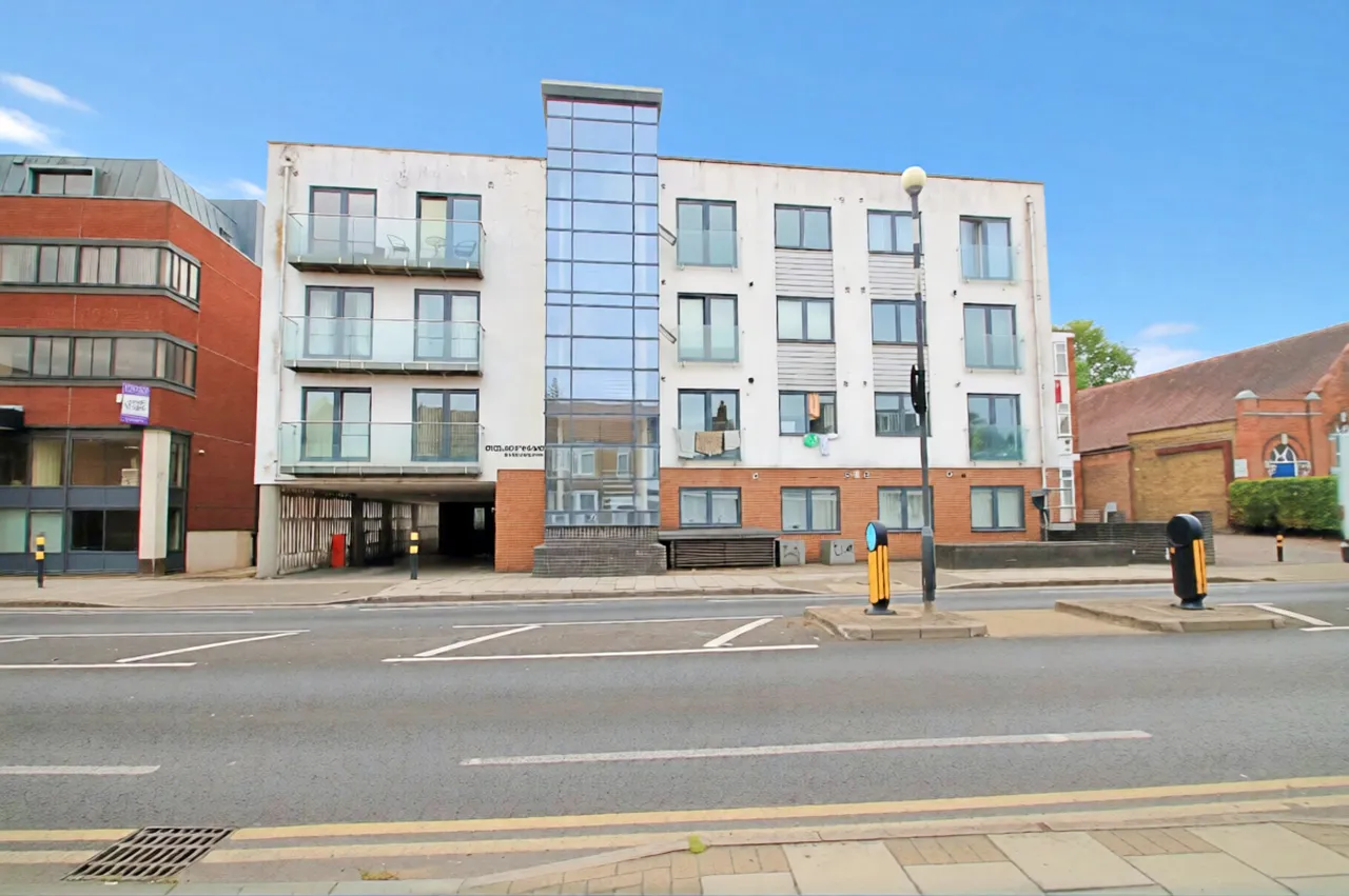 1 bed flat for sale, Pinner Road, Harrow, HA1