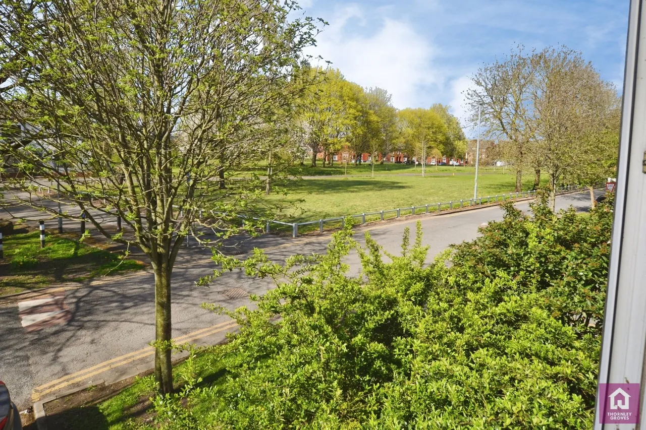 Greengage, Grove Village, M13, photo 16