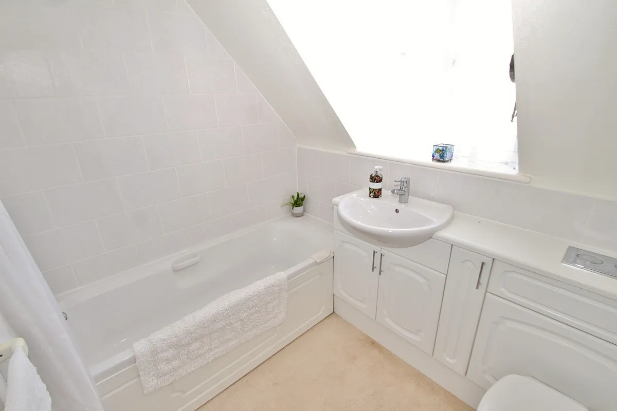 Broadmarsh Lane, Freeland, OX29, photo 11
