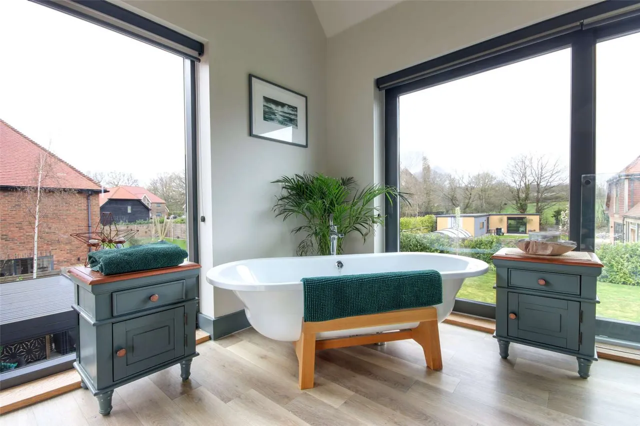 Boughton Park, Grafty Green, Maidstone, Kent, ME17 2EF, photo 12