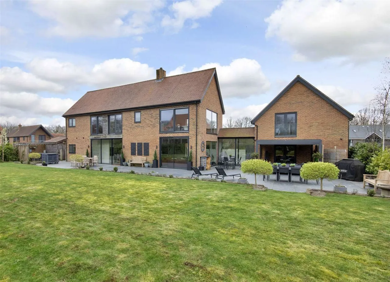 Boughton Park, Grafty Green, Maidstone, Kent, ME17 2EF, photo 3
