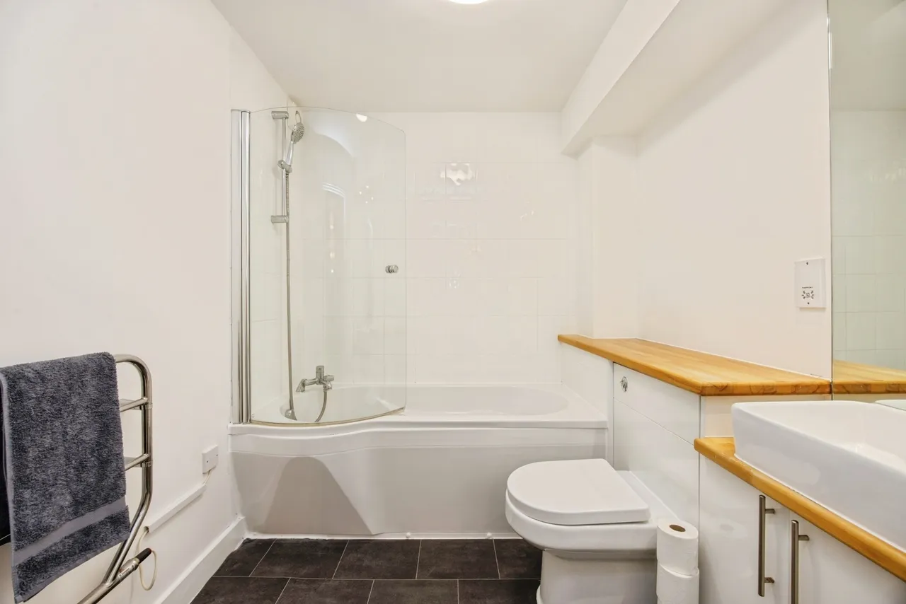 Sandy Hill, St. Austell, PL25, photo 17