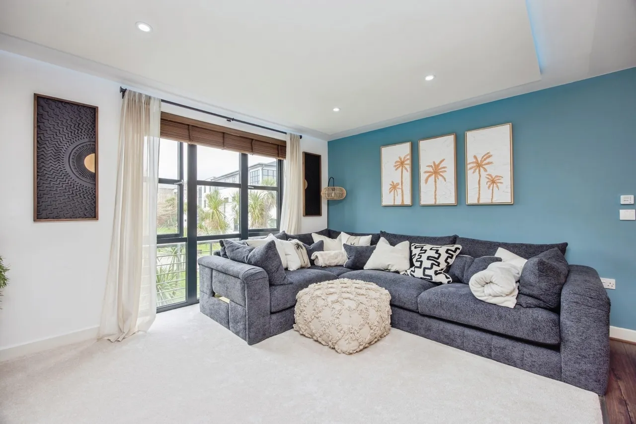 Sandy Hill, St. Austell, PL25, photo 8