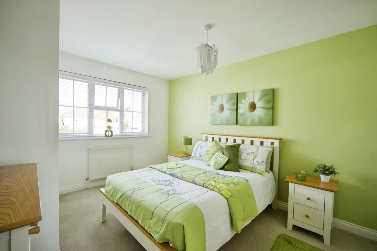 Burleigh Close, ROMFORD, Essex, RM7, photo 15