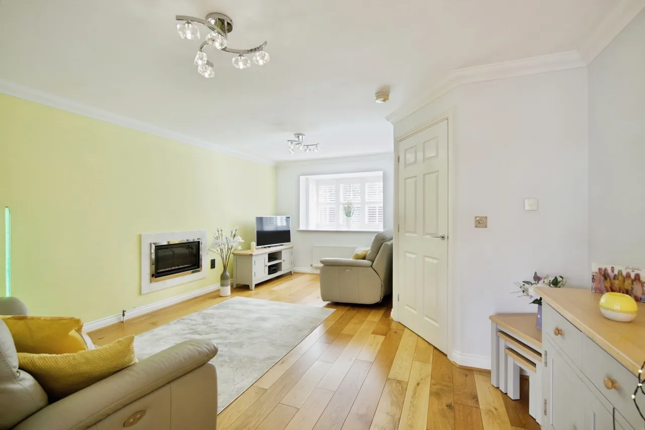 Burleigh Close, ROMFORD, Essex, RM7, photo 5