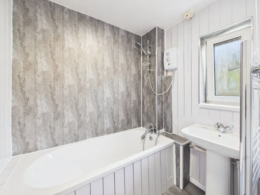 Hillside Crescent, Ashton-under-Lyne, OL6, photo 10