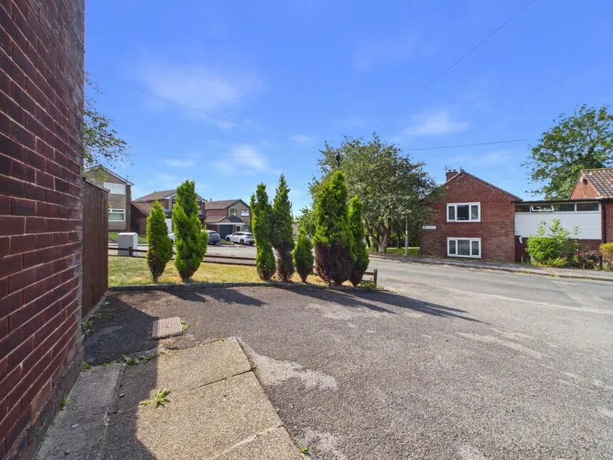 Hillside Crescent, Ashton-under-Lyne, OL6, photo 21