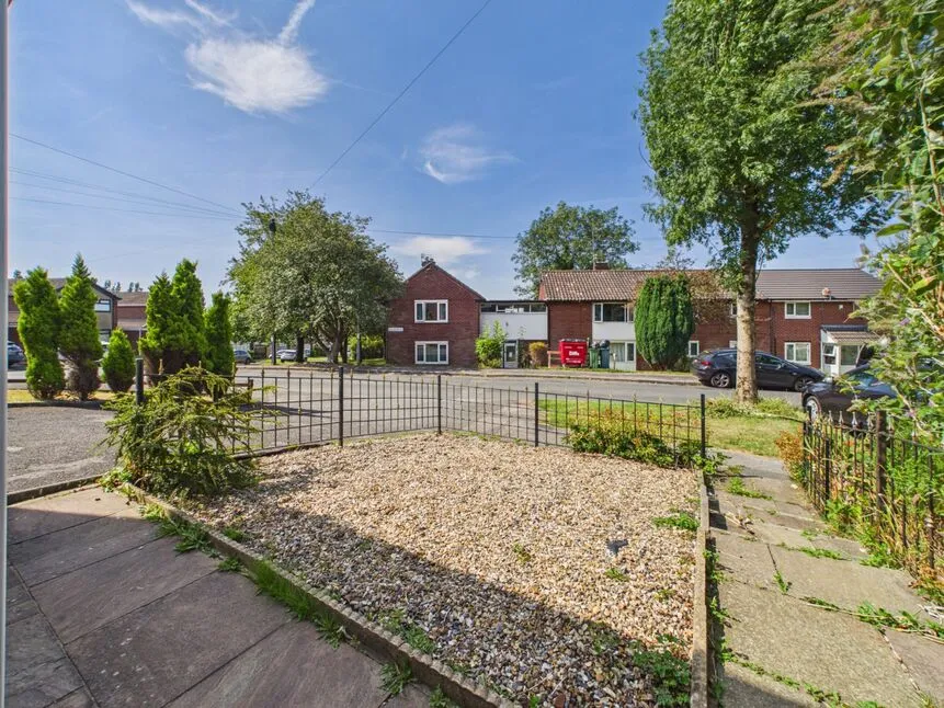 Hillside Crescent, Ashton-under-Lyne, OL6, photo 20