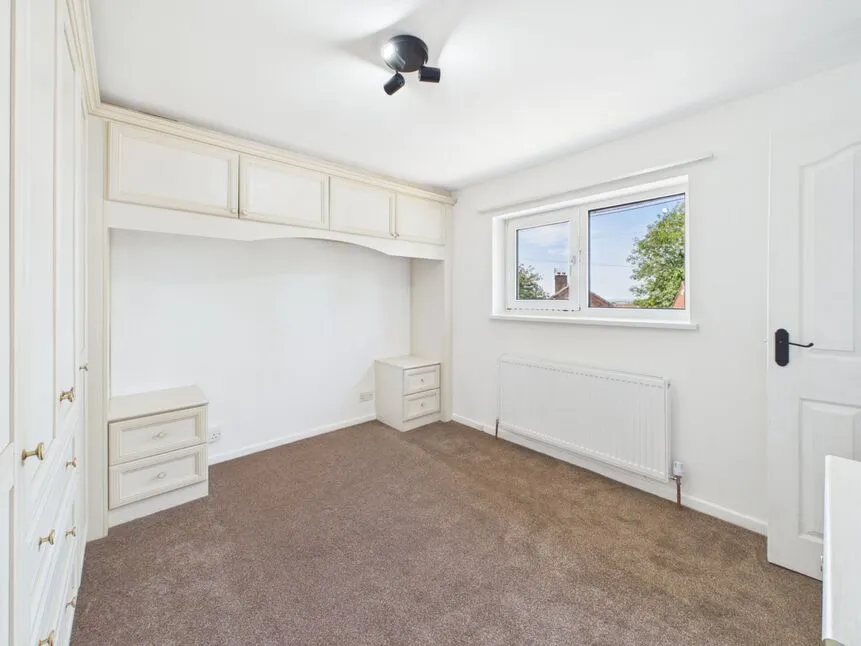 Hillside Crescent, Ashton-under-Lyne, OL6, photo 12