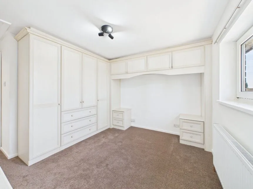 Hillside Crescent, Ashton-under-Lyne, OL6, photo 13