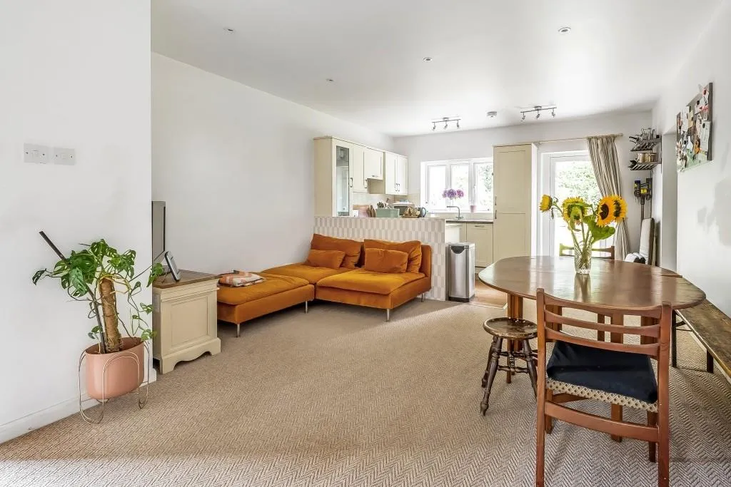 The Paddock, Westcott, RH4, photo 14